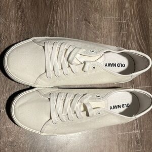 Old Navy White Canvas Sneakers